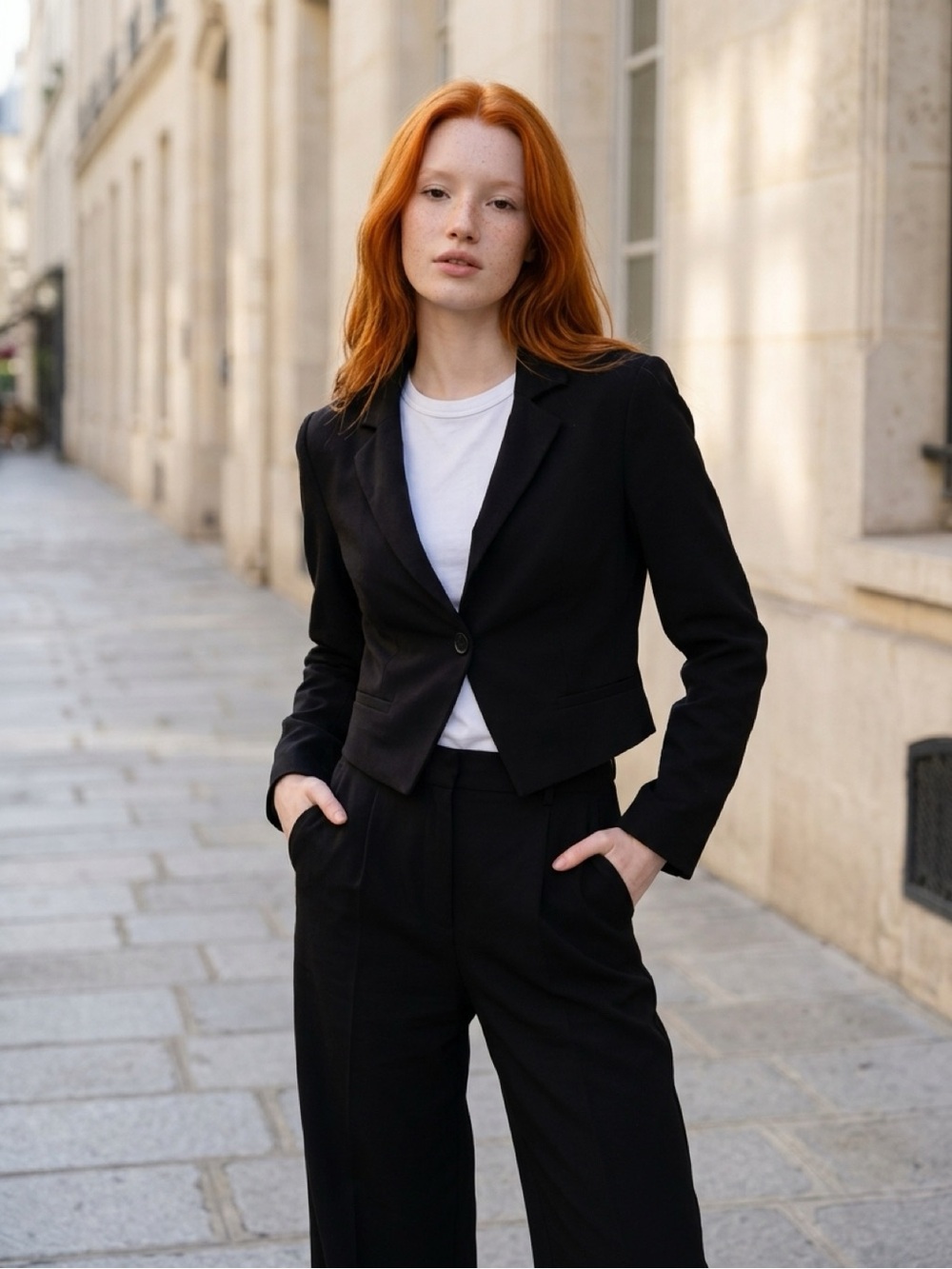 Forever 21 Black Fitted Cropped Blazer